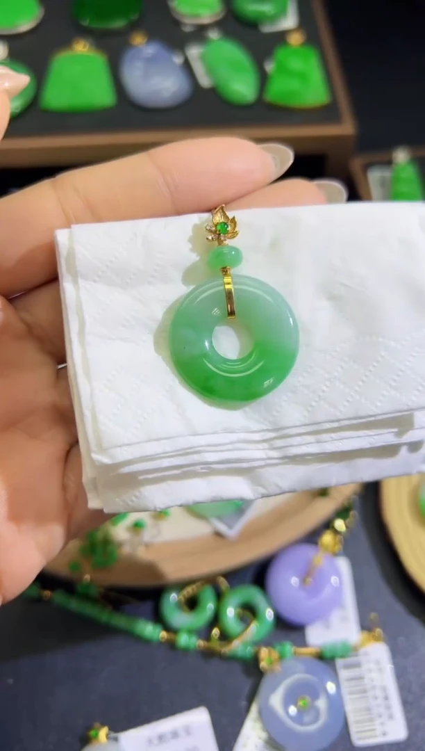 【闪购商品】翡翠颈饰18K金镶嵌Q缅料A货翡翠/支持复检/一件