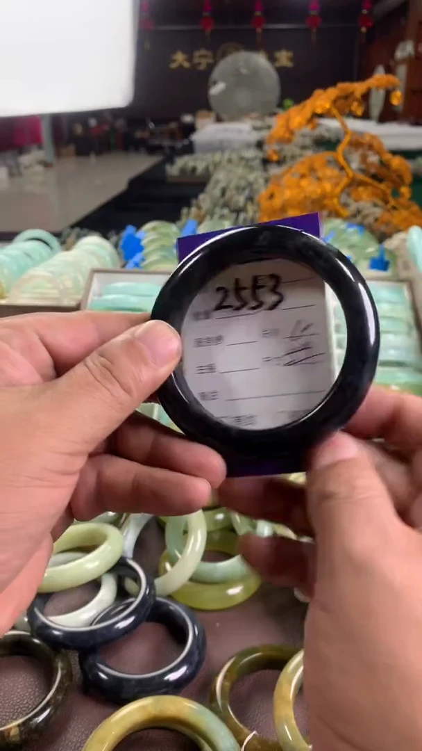 未镶嵌蛇纹石玉手镯2553