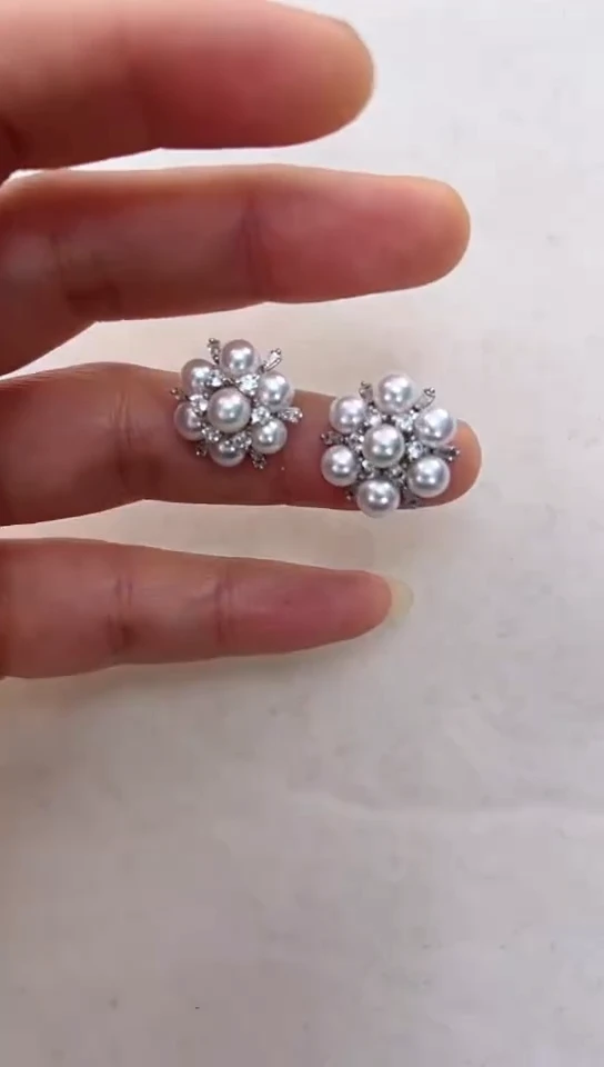 【闪购商品】淡水珍珠耳饰合金银色七珠