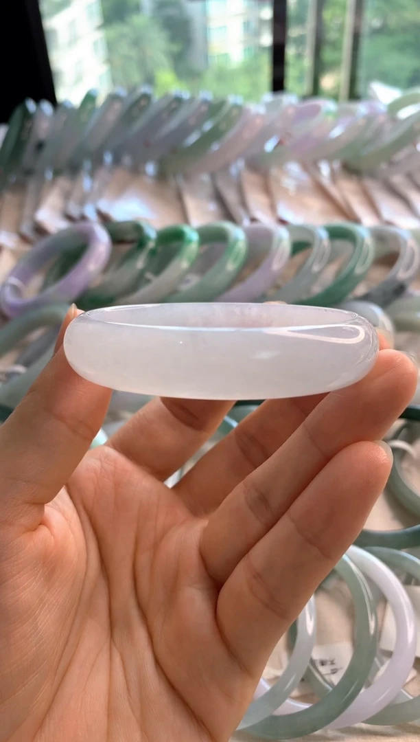 未镶嵌手镯翡翠56贵妃白月光