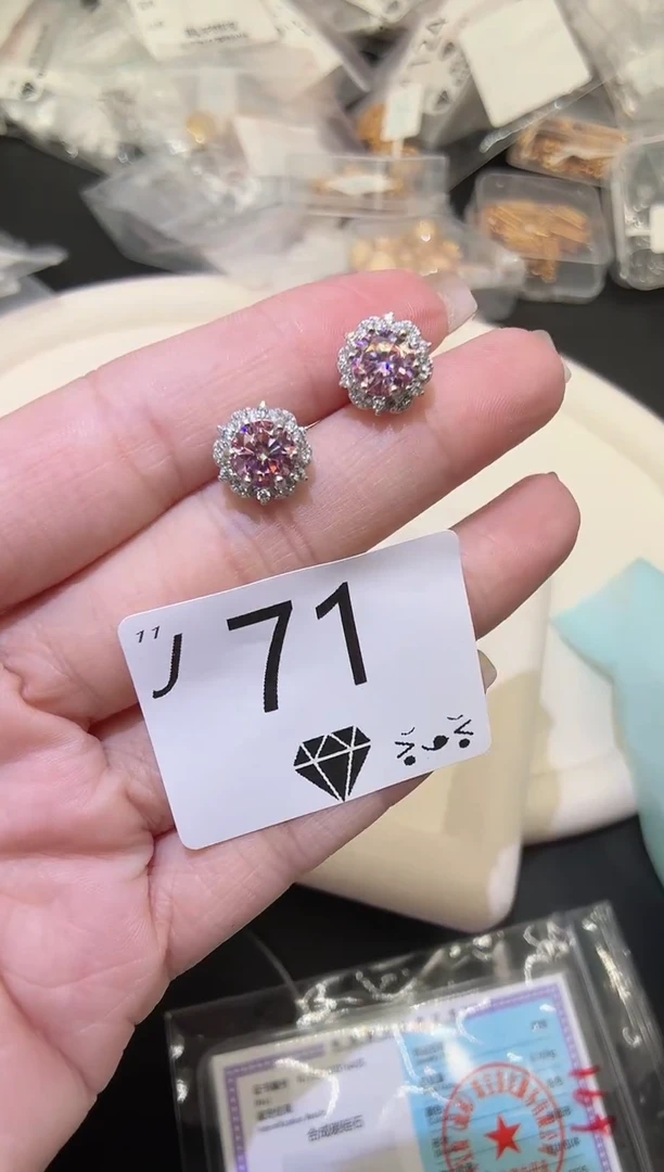 合成碳硅石925银多样性发一J71