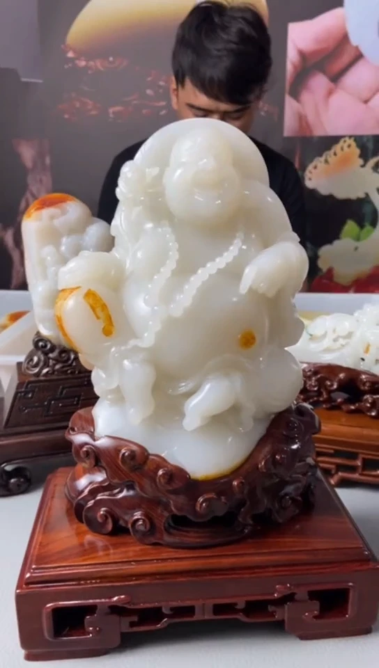 未镶嵌和田玉摆件文****.1