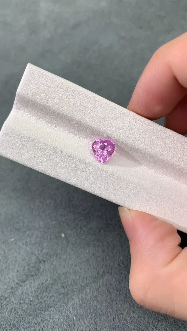 裸石彩色蓝宝石2.04CT