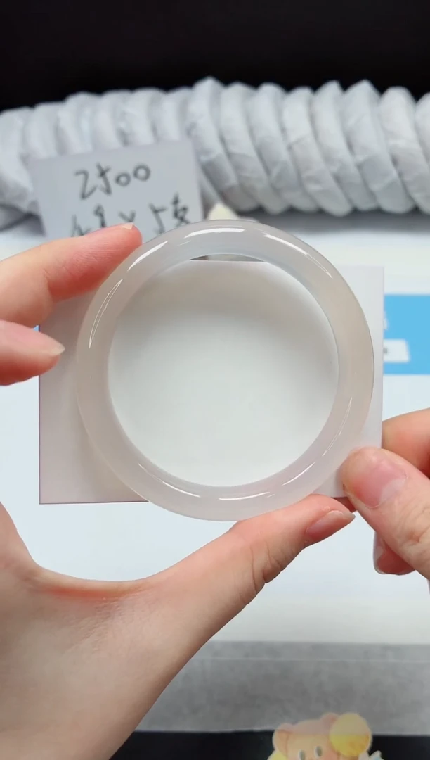 未镶嵌手镯石英质玉46/荔枝58.3