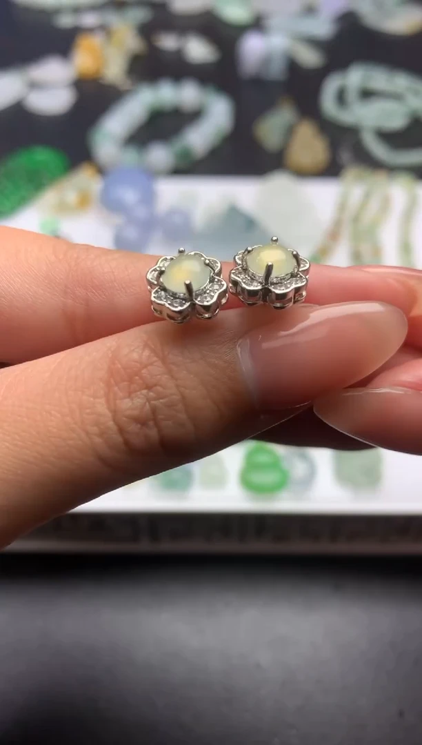 【闪购商品】翡翠耳钉银S925镶嵌净货