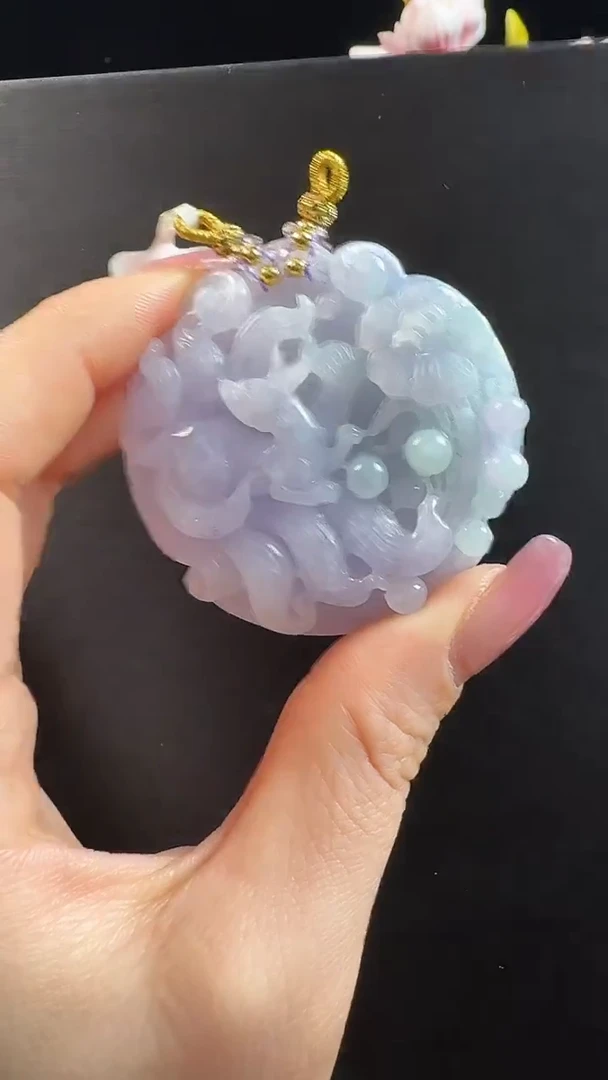 颈饰未镶嵌翡翠九尾