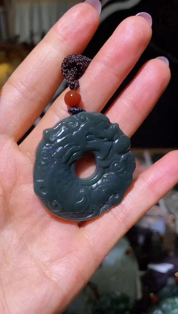 颈饰未镶嵌和田玉0