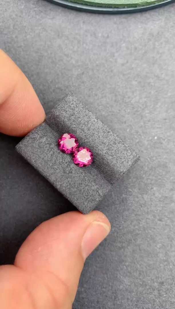 【闪购商品】石榴石裸石未镶嵌1ct镁铝配对