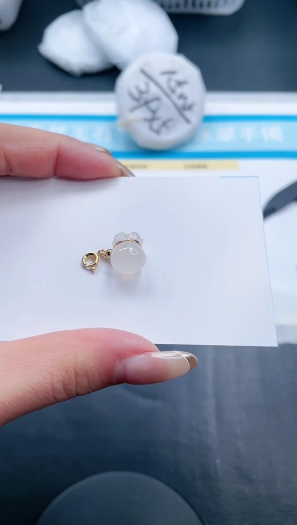 【闪购商品】石英质玉颈饰未镶嵌福袋