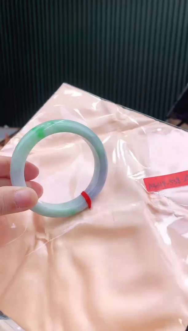 未镶嵌手镯翡翠53