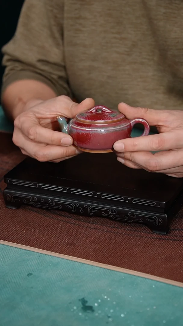 【闪购商品】65-1水平壶（苗幸伟）