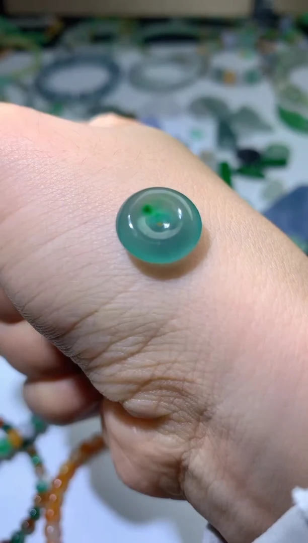 未镶嵌定制翡翠毛货