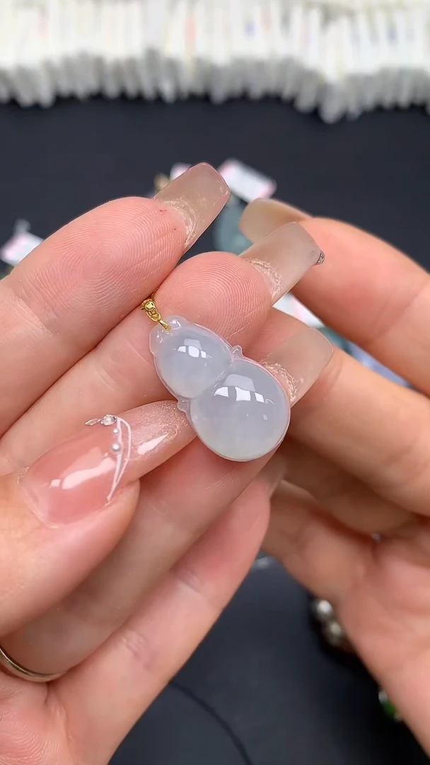 翡翠18K金镶嵌吊坠(不含链)MS192867