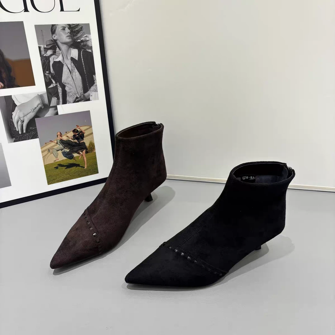 法式尖头低跟短筒弹力靴女2025秋冬新款时装瘦瘦靴百搭单鞋潮