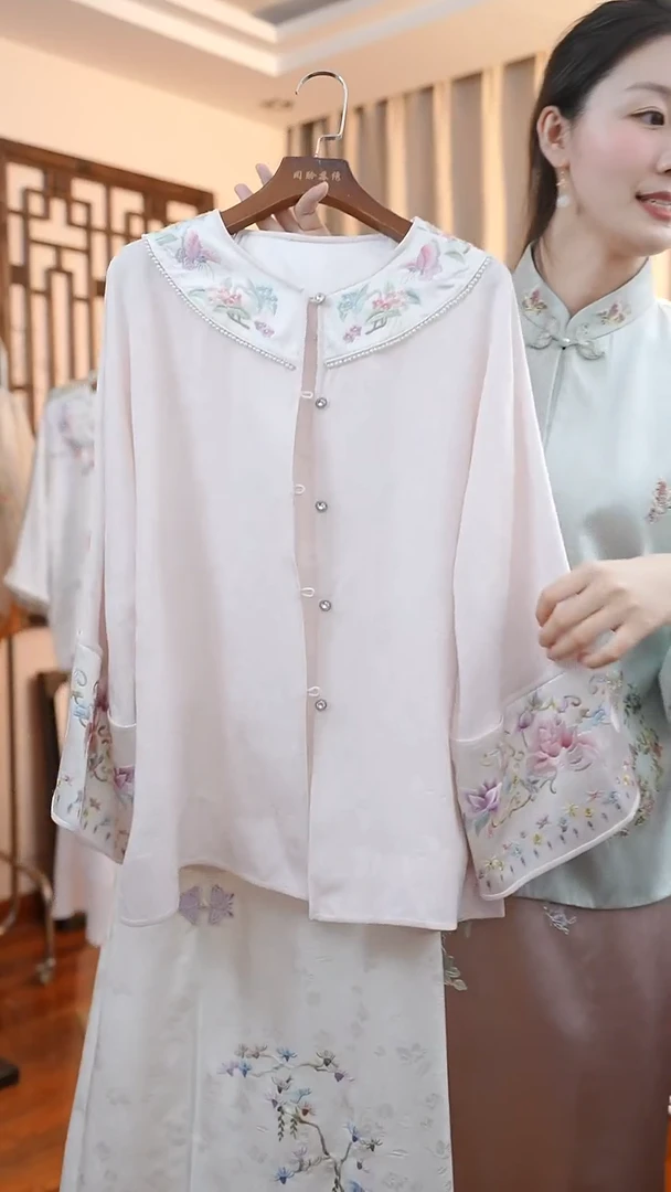 刺绣桑蚕丝非遗苏绣服饰