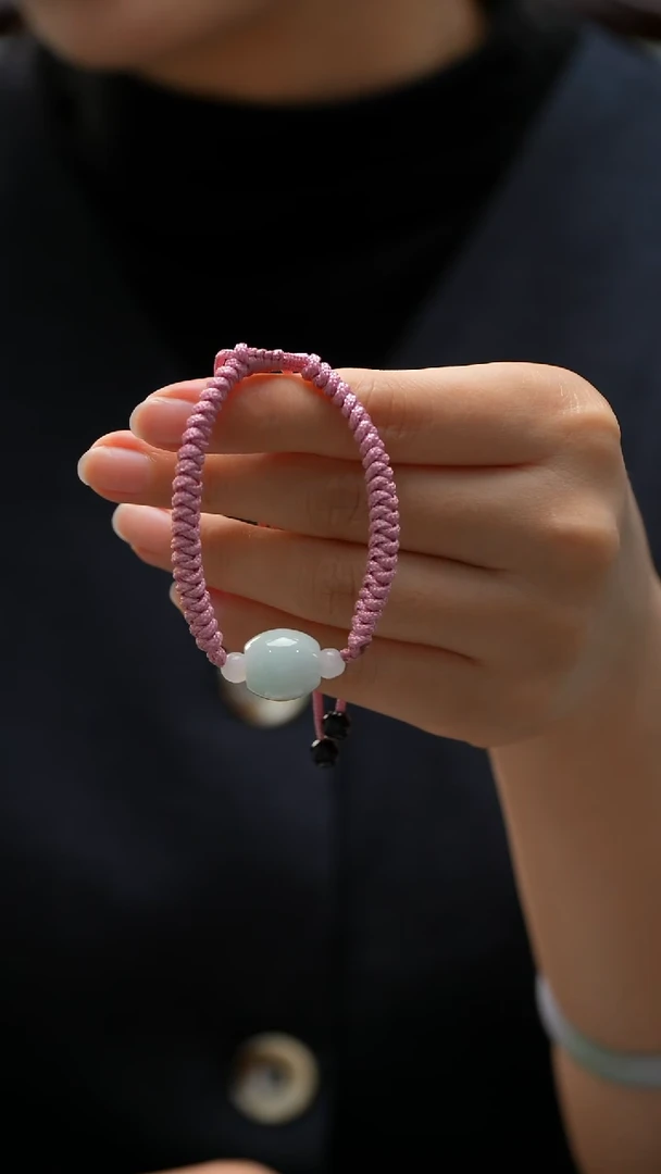 颈饰未镶嵌翡翠路路通手绳