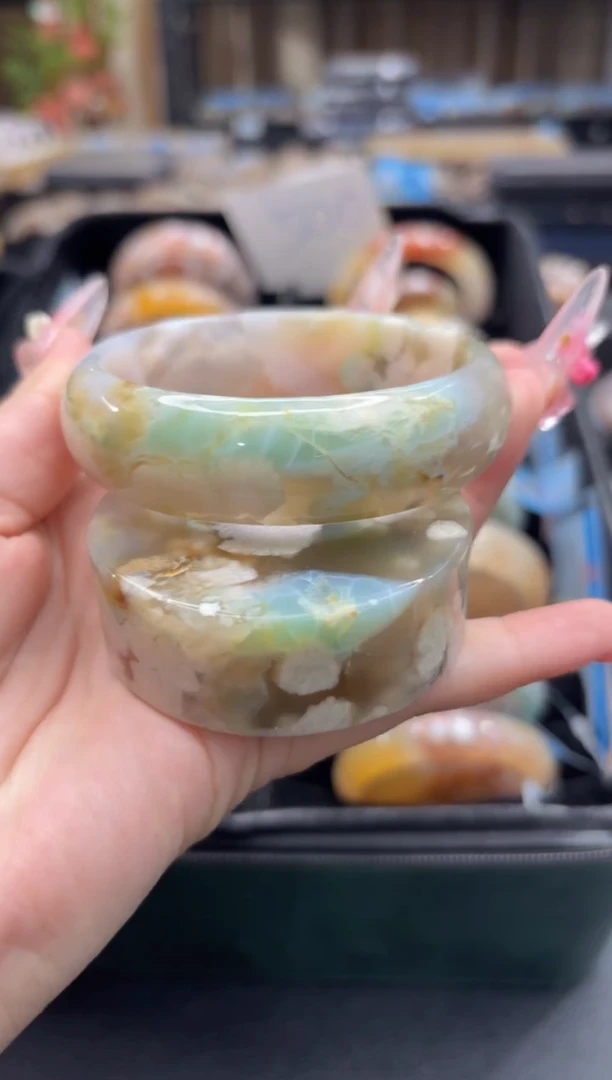 未镶嵌手镯石英质玉38(61圈赠送镯心)