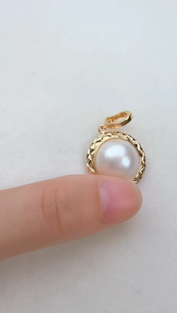 合金颈饰拼合珍珠（马贝珠）棱格吊坠