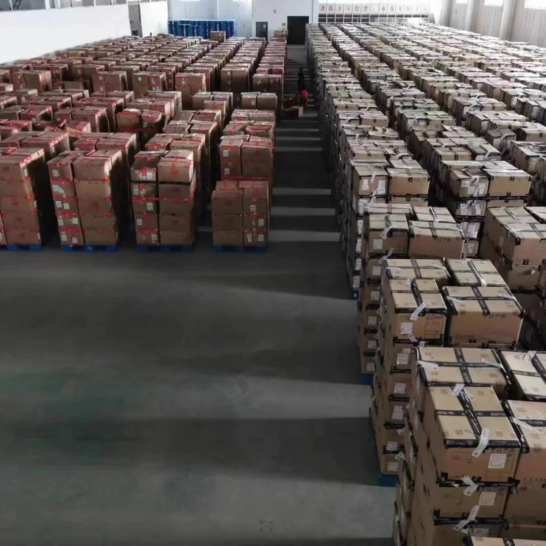 NEW BALANCE静静上衣一号 拍下备注编号  上衣