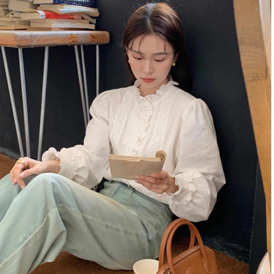【全额运补】法式立领白色花边复古衬衫春秋新款暗纹小众木耳边上衣