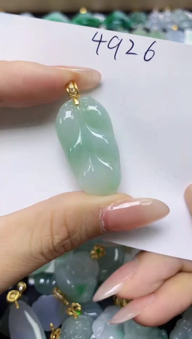 翡翠未镶嵌颈饰天然缅甸翡翠A货