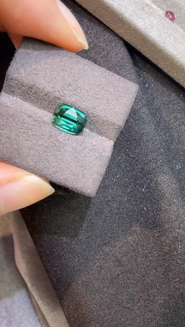 未镶嵌定制定制碧玺天然2.25克拉拉贡吉尔德vb