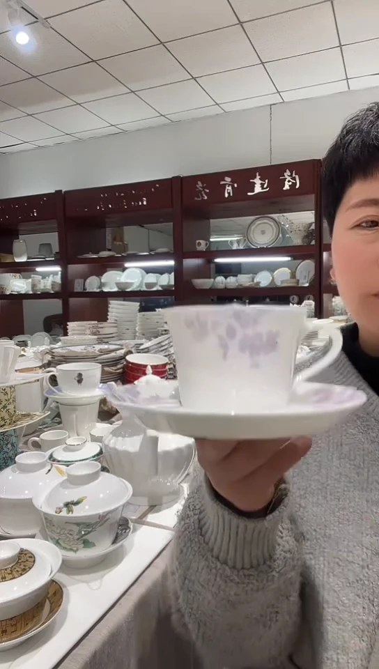 骨瓷隆达骨瓷杯碟2套电光金