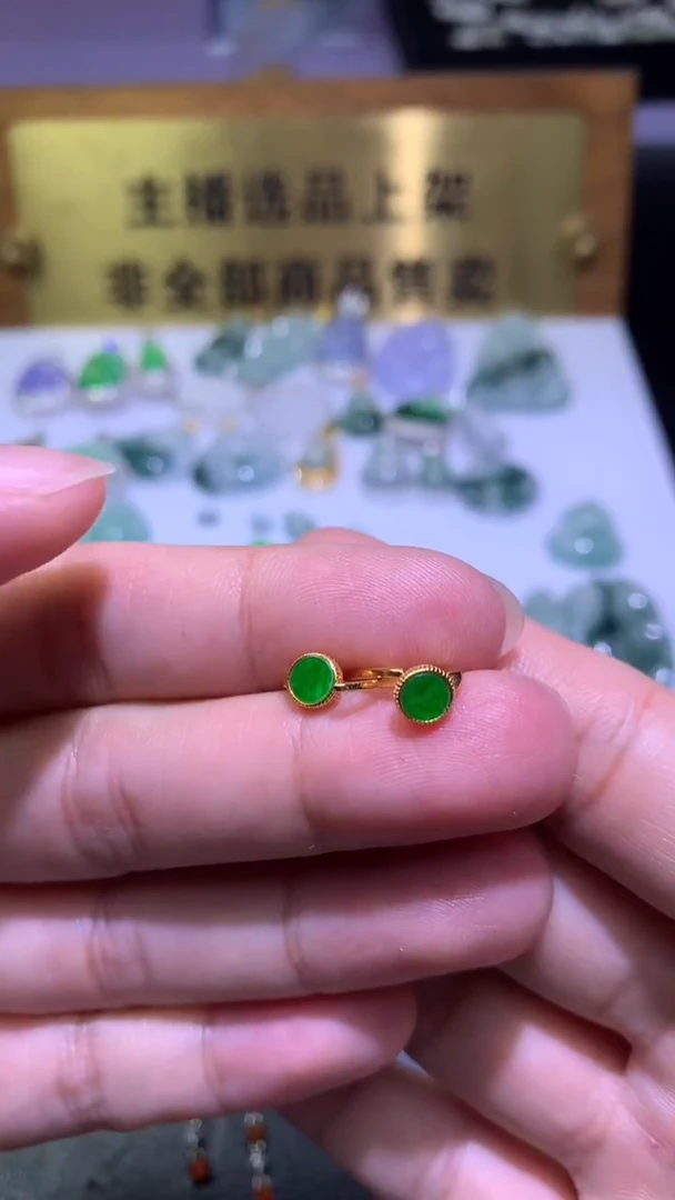 颈饰银S925镶嵌翡翠净货