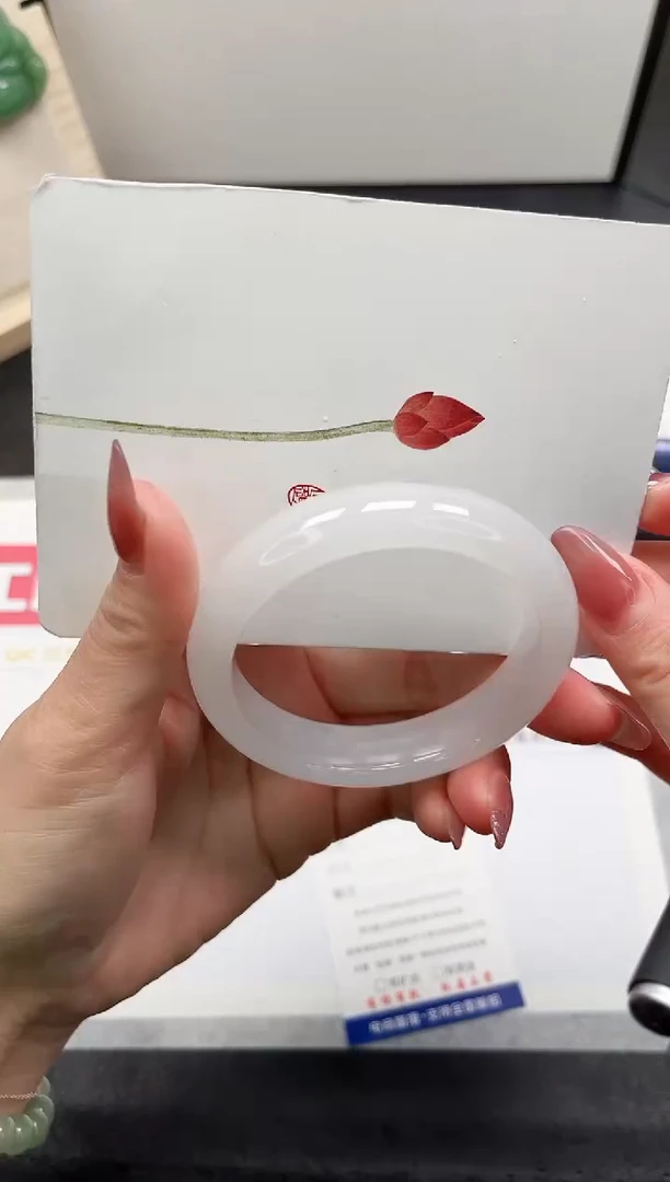 【闪购商品】石英质玉手镯未镶嵌9-56.6