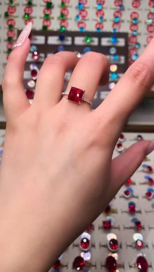 银S925镶嵌戒指红宝石方8*8 酒红 银托