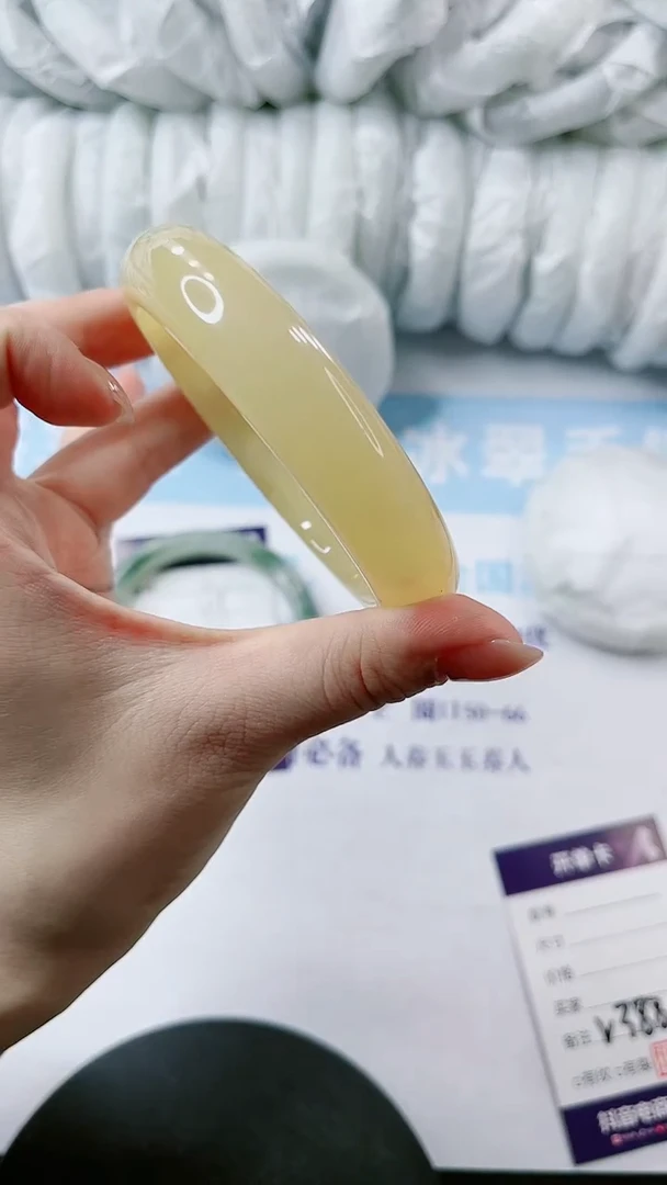 【闪购商品】石英质玉手镯未镶嵌多样性发货V388-64