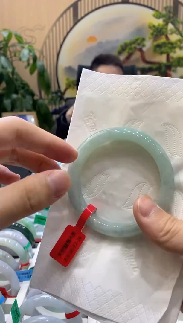 【闪购商品】翡翠手镯未镶嵌000003197