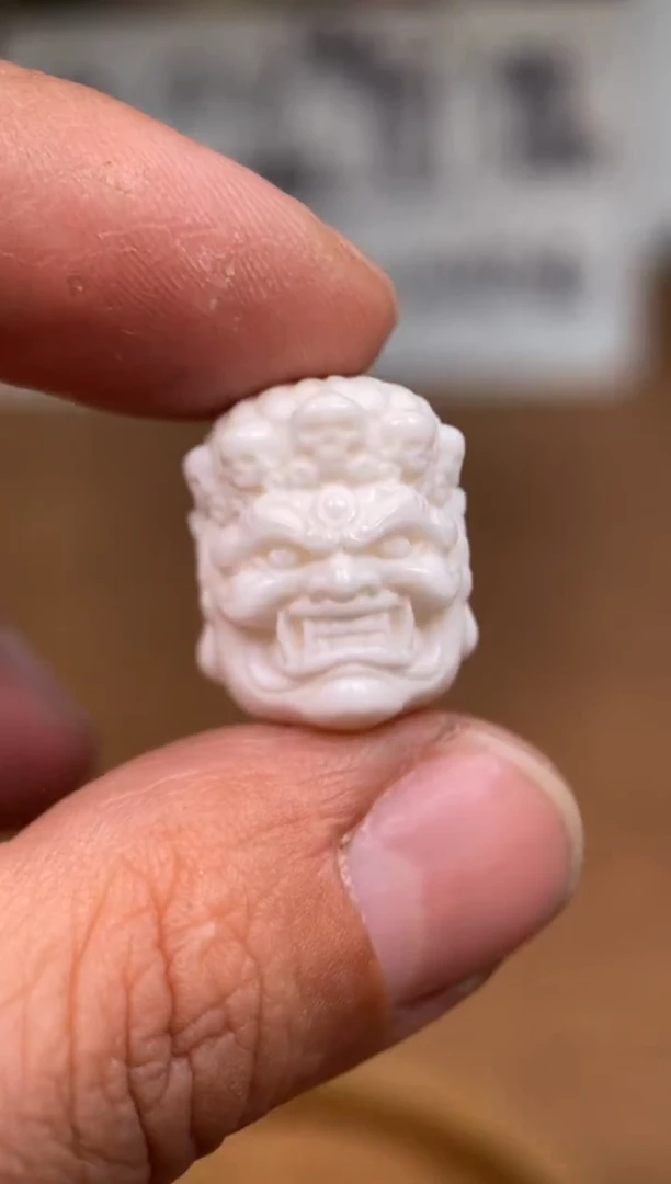 【闪购商品】牛骨其他P630-骨瓷白大黑天-有棕裂