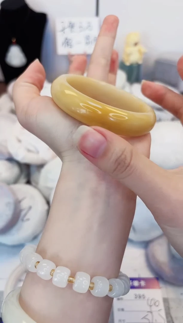 【闪购商品】石英质玉手镯未镶嵌395-财气镯圈口57