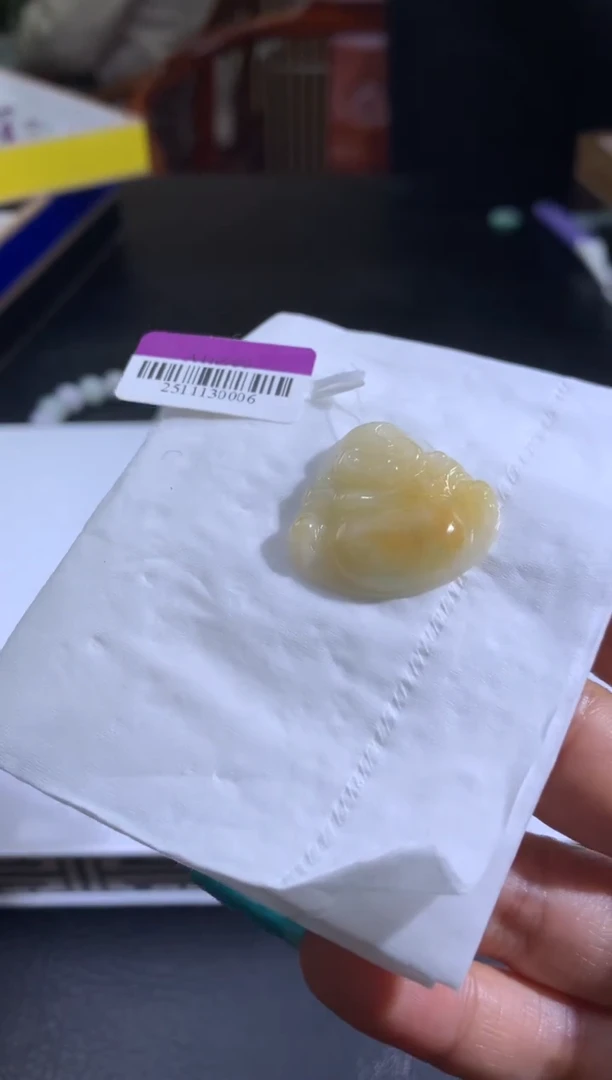 未镶嵌定制翡翠浮**杳翡翠