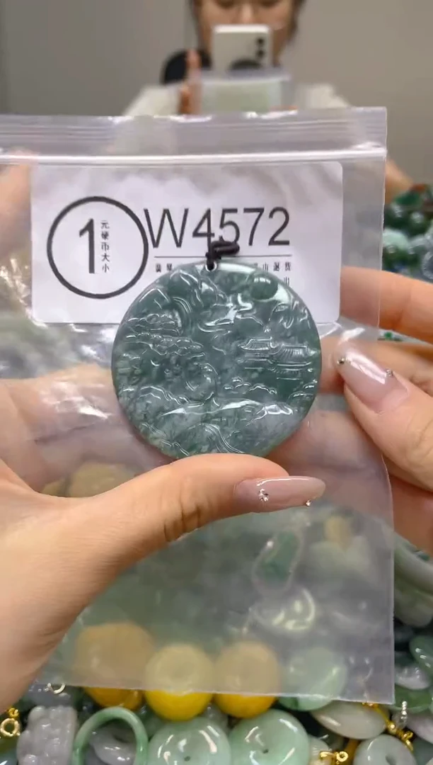 翡翠未镶嵌颈饰/W/翡翠A货,1件也是批发价