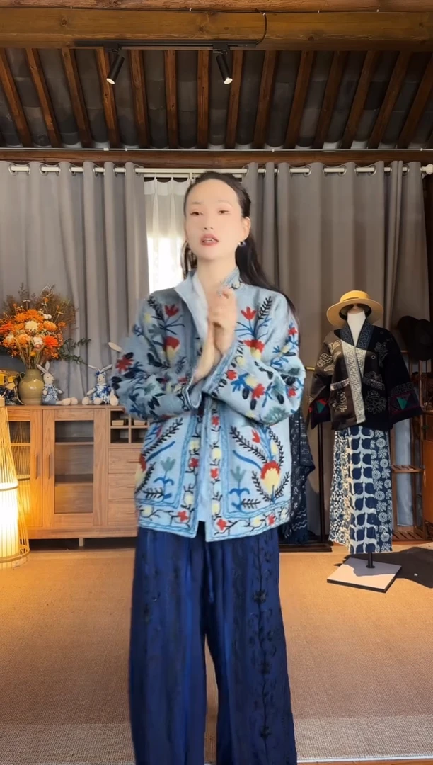 【闪购商品】设计师款刺绣外套