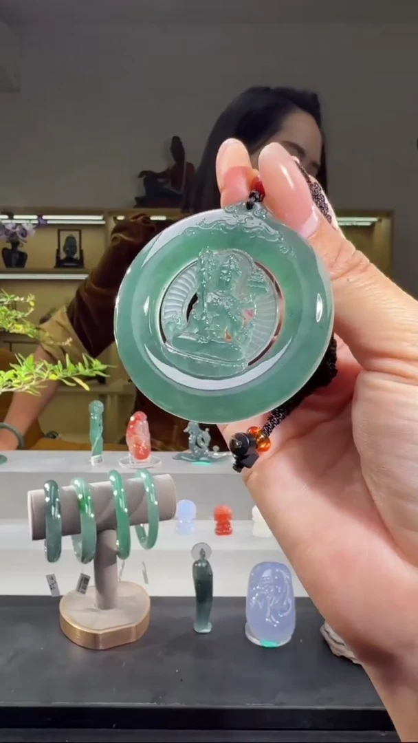 吊坠(不含链)未镶嵌翡翠虚空藏