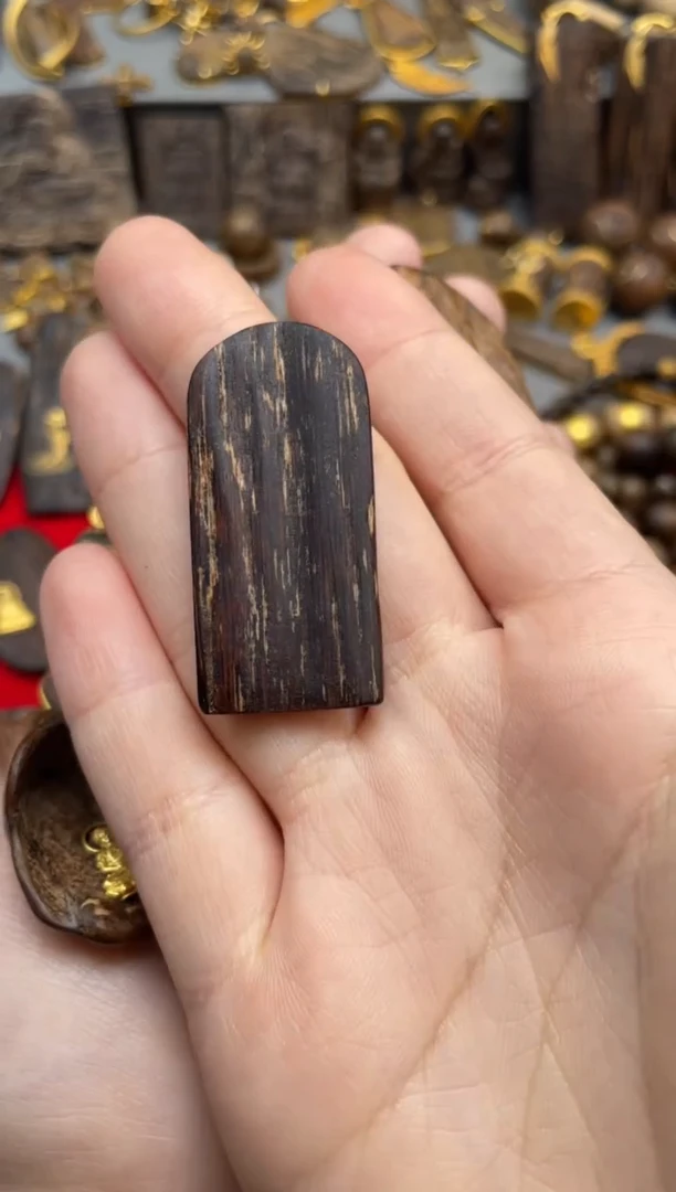 沉香吊坠沉香吊坠4