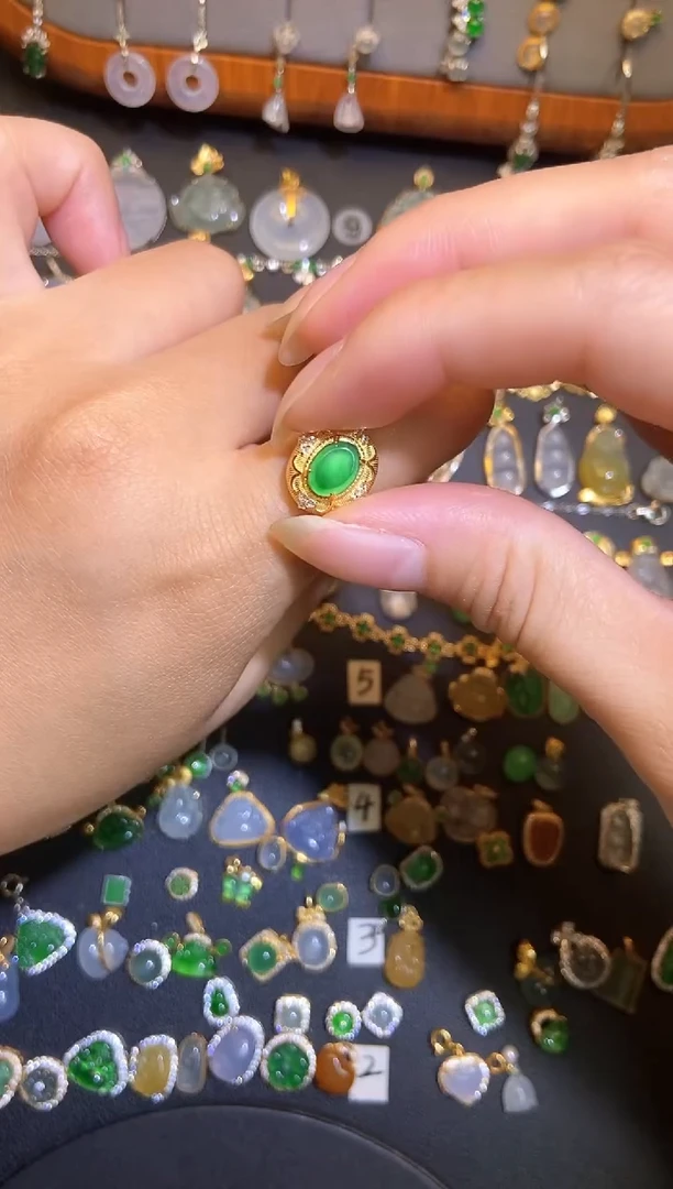 翡翠银S925镶嵌吊坠(不含链)天然A货翡翠