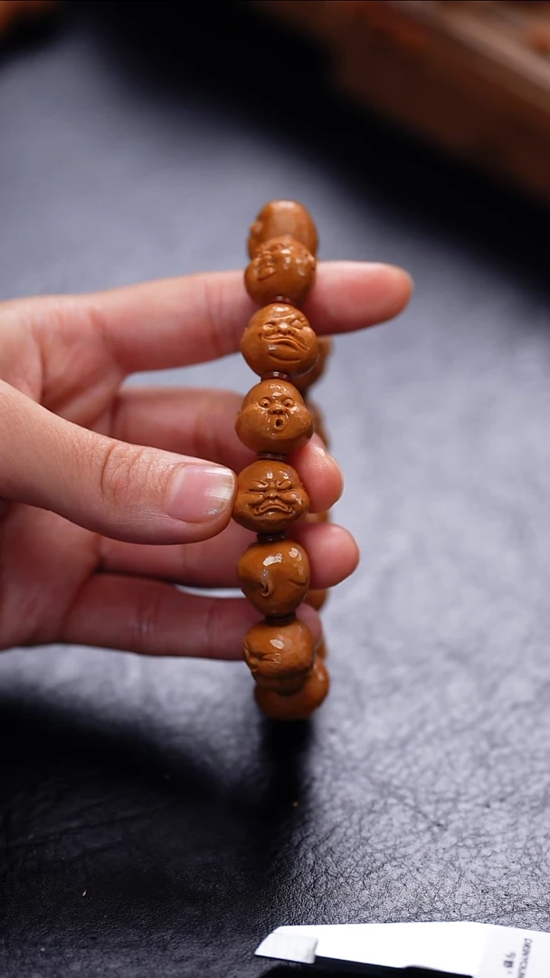 【闪购商品】橄榄核吊坠素核手串