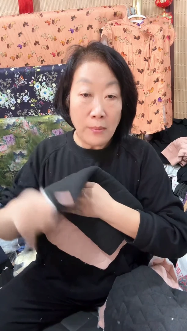 加厚款女士黑色棉裤裁片一条（不带腰布折字脏残无售后）