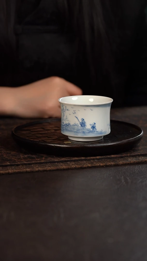 【闪购商品】杯747号HLX陶瓷山水马蹄束腰杯