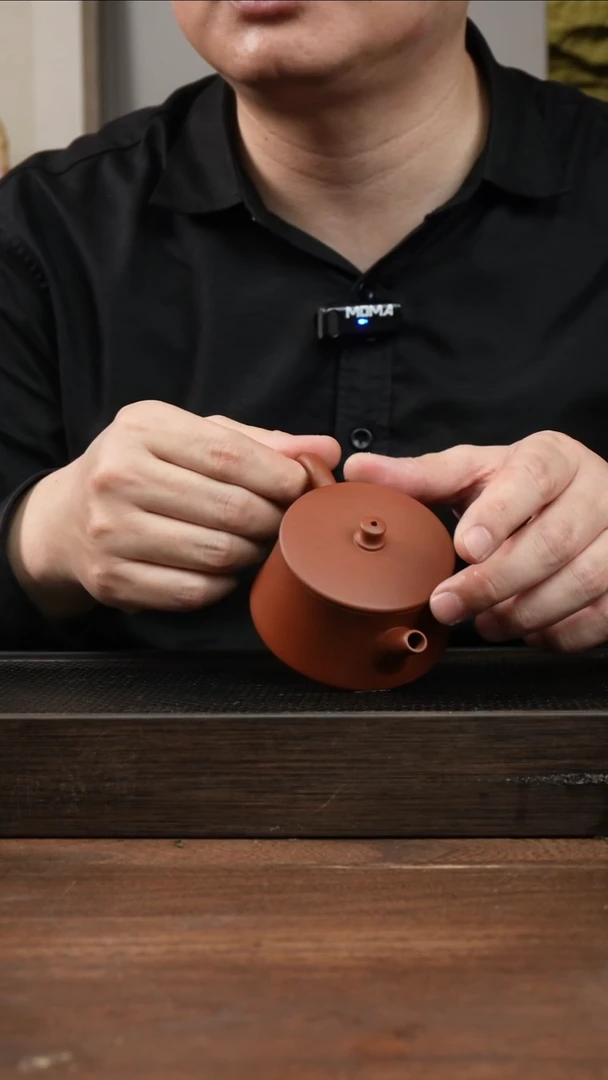 茶杯紫砂红清水云柱     150CC