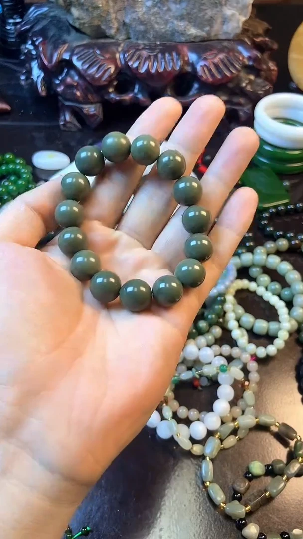 手串未镶嵌和田玉主播推荐！！主播推荐！！