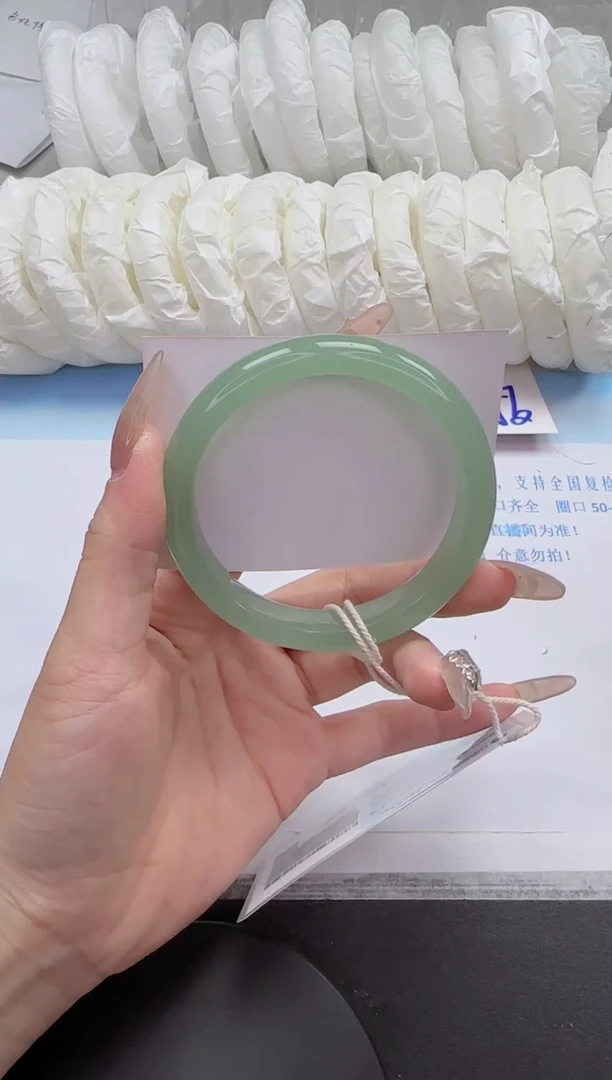 石英质玉手镯未镶嵌163-60.6