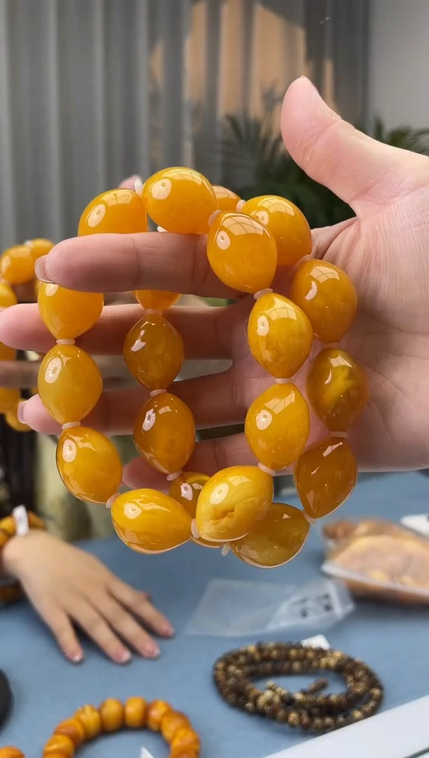 【闪购商品】琥珀珠宝奇石未镶嵌假一罚十，多样性发一件040.