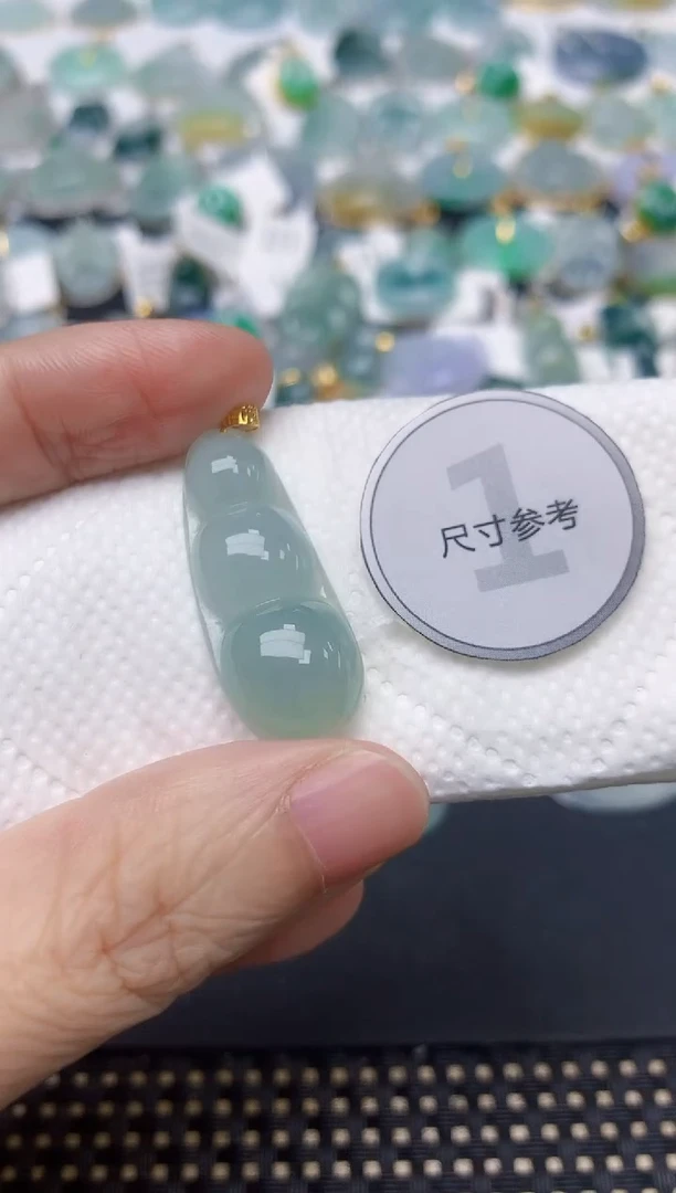 颈饰18K金镶嵌翡翠天然缅甸A货翡翠