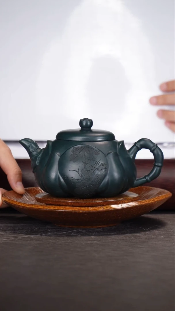 茶壶紫砂唐凤芝/绿泥/莲心壶/300c