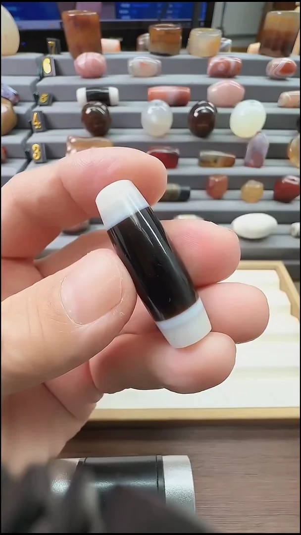 未镶嵌颈饰玛瑙/玉髓玛瑙39*13